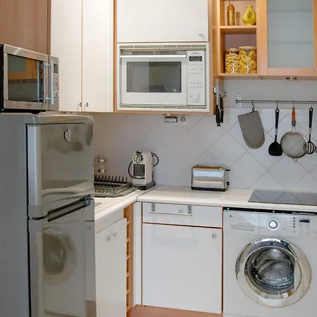 Eiffel Tower & Les Invalides - 1br - Cityapartmentstay Paris